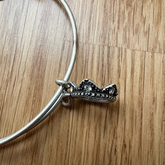 Alex and Ani Queen’s Crown Silver Bracelet - Picture 2 of 2